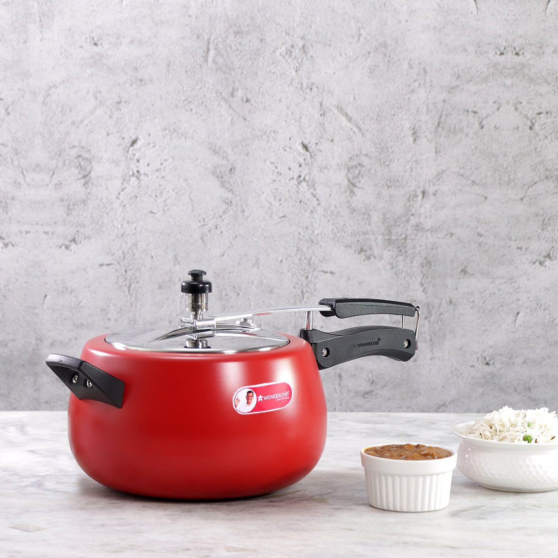 Hawkins pressure best sale cooker red colour